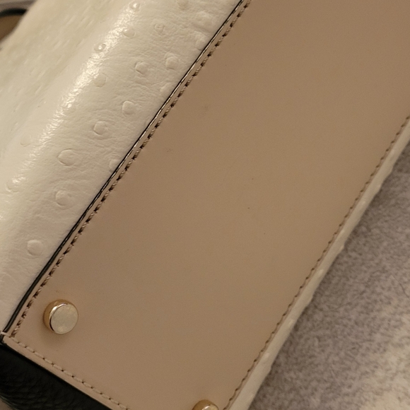 Kate Spade Houston Street Leo Ostrich emboased rare purse - Picture 3 of 10